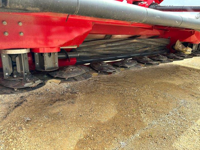 Photo 2. Massey Ferguson 1316S mower conditioner