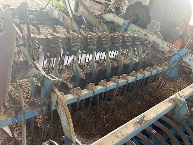 Photo 4. Lemken Rubin 9/300 harrow