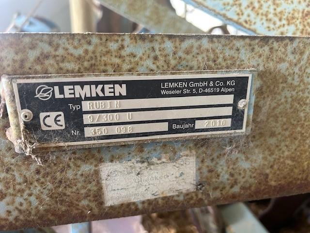 Photo 5. Lemken Rubin 9/300 harrow