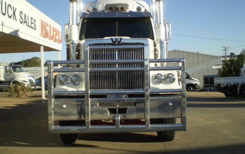Photo 2. Western Star 4964FXC Prime Mover
