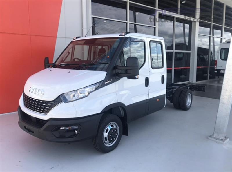 Photo 2. Iveco Daily 50C21 Cab Chassis truck