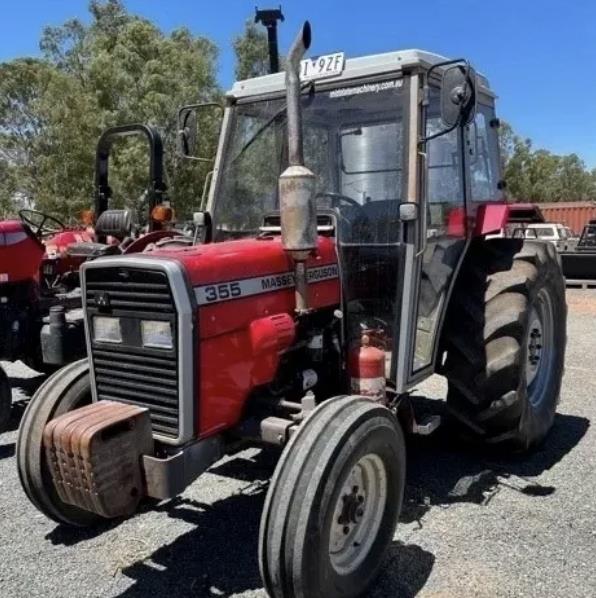 Photo 2. Massey Ferguson 355 2wd tractor