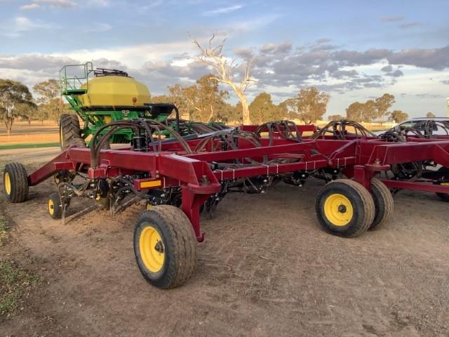 Seed Hawk 30' Air seeder Complete Multi Brand, Seeding Tillage Seed ...