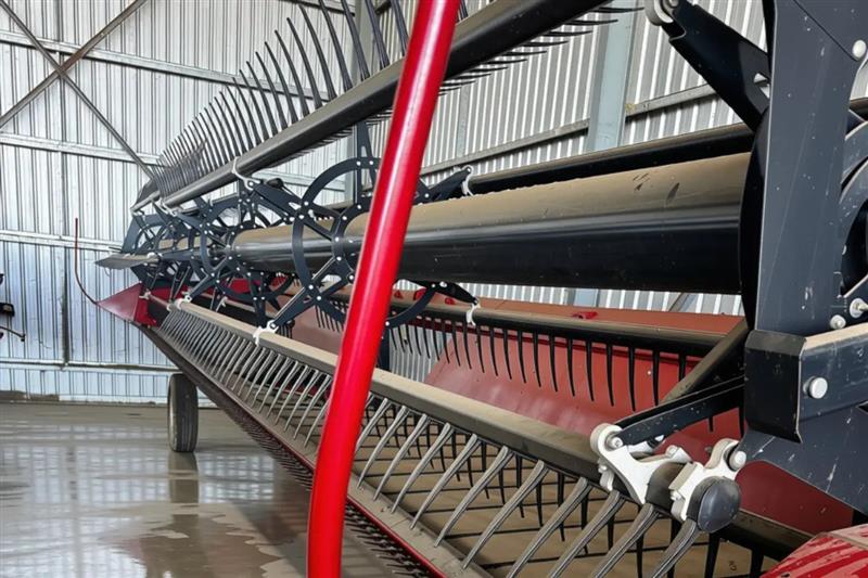Photo 2. CaseIH 2016 WD2304 Windrower