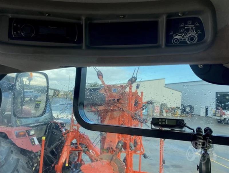 Photo 2. Case IH Maxxum 110X tractor