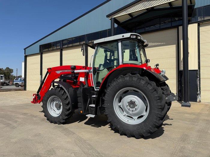 Photo 2. Massey Ferguson 7S.145 Dyna-6