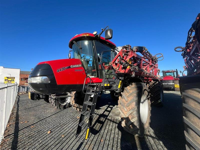 Photo 2. CASE IH 4430 Aim Command Pro sprayer