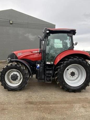 Photo 3. CASE IH MAXXUM 135 tractor