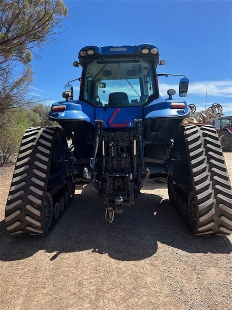 Photo 2. New Holland T8.435 Tracked tractor