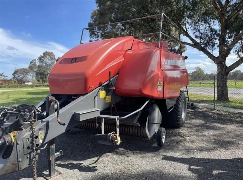 Photo 2. Massey Ferguson 2170 Baler