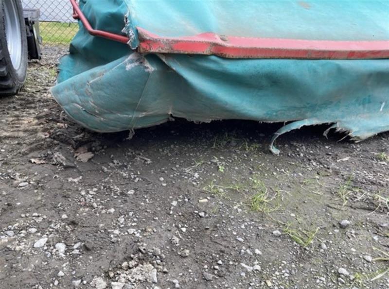 Photo 2. Taarup 2432 hay mower