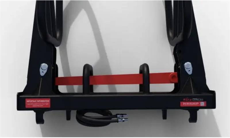 Photo 2. Rata Bale Clamp