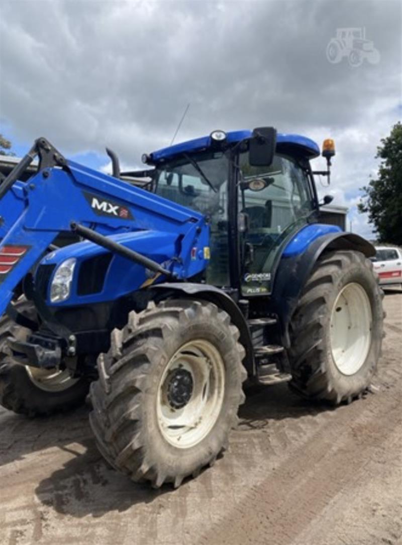 Photo 2. New Holland T6020 tractor