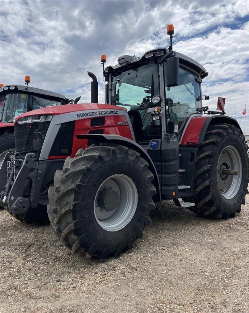 Photo 2. Massey Ferguson 8.S 205 tractor