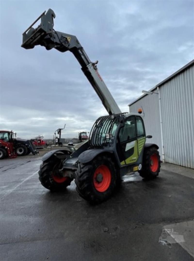 Photo 2. Claas Scorpion 7035 telehandler