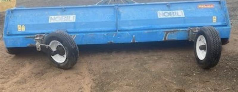 Photo 2. Nobili RM400 mulcher