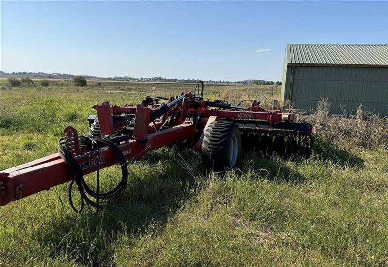 Photo 2. Rocca ST-500T cultivator