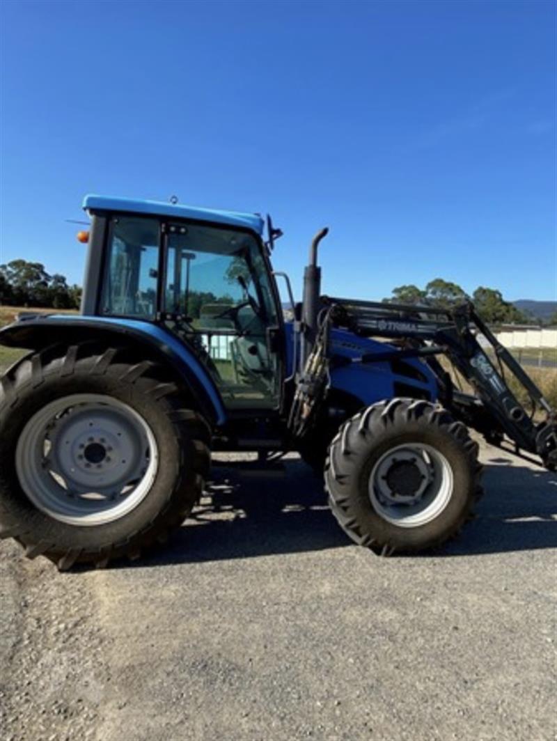 Photo 2. Landini Ghubli 80 tractor