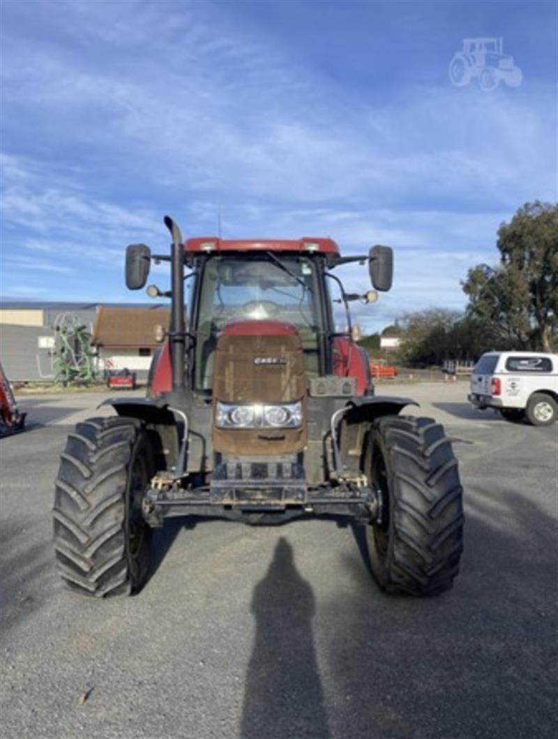 Photo 2. Case IH Puma 145 tractor
