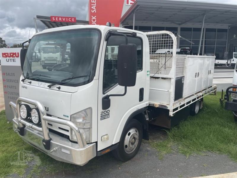 Photo 2. Isuzu NPR200 truck