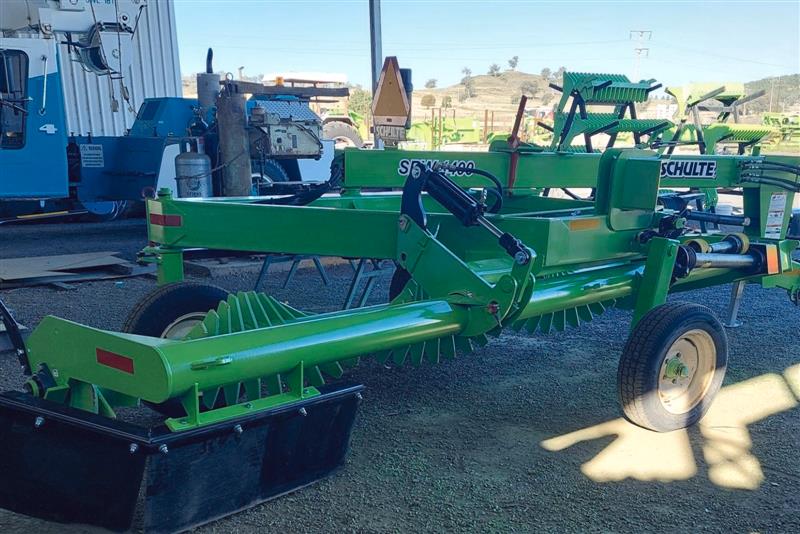 Photo 2. Schulte SRW1400 rock rake