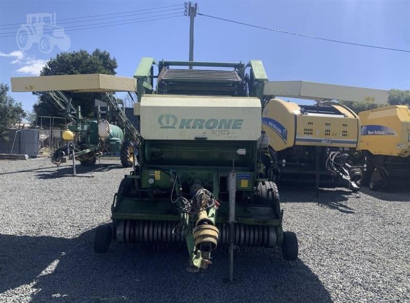 Photo 2. Krone KR150 round baler