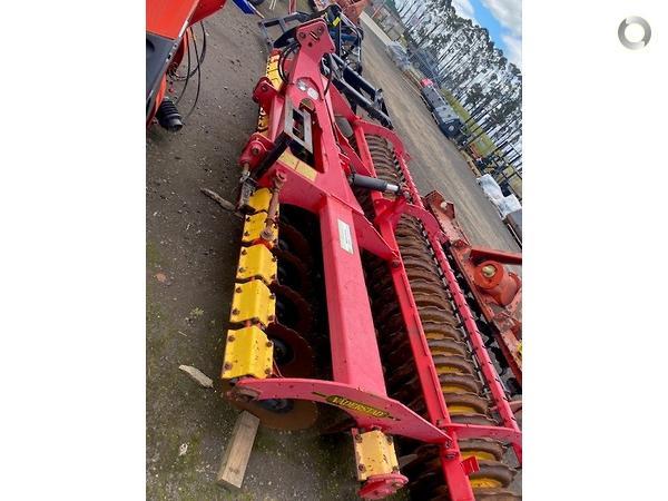 Photo 2. Vaderstad CR400 disc plough