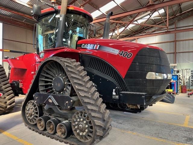 Photo 2. Case IH Streiger Quadtrac 400 track tractor