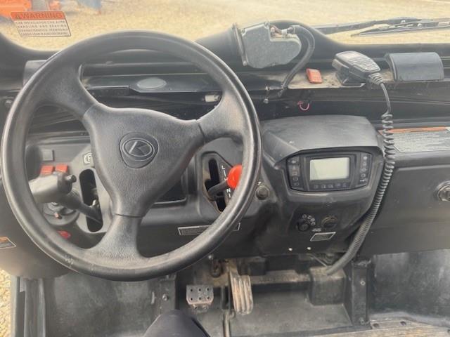 Photo 2. Kubota RTV-X1140W-H 4 passenger utv