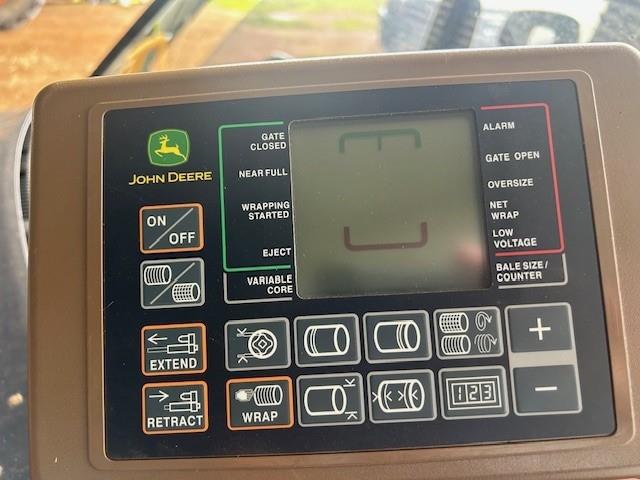Photo 3. John Deere 469 round baler