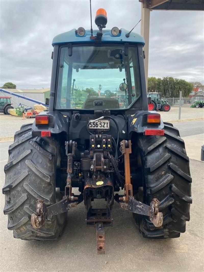 Photo 3. Landini REX 105GT cab tractor