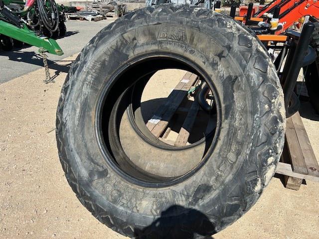 Photo 2. Alliance tyre