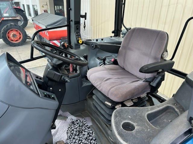 Photo 5. New Holland TS90 Cab tractor