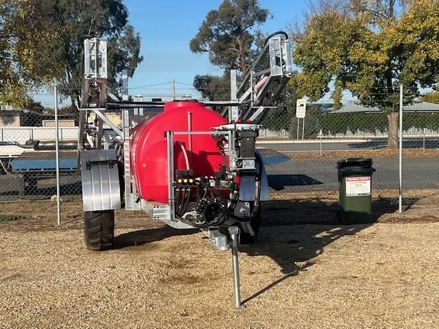Photo 4. Silvan 3000L Paddock Pak boom sprayer