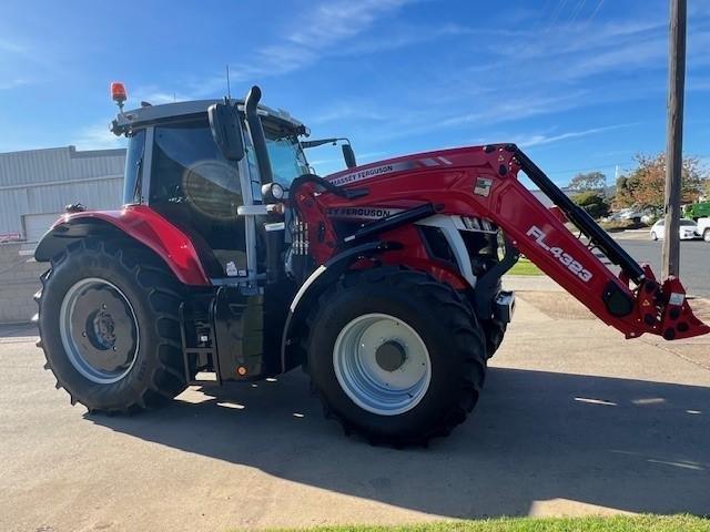 Photo 3. Massey Ferguson 7S 155 tractor