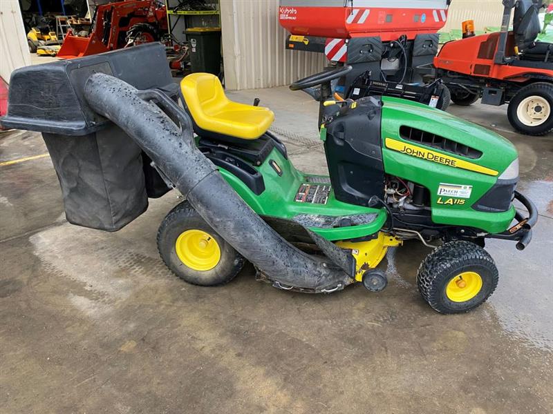 Photo 4. John Deere LA115 ride on mower
