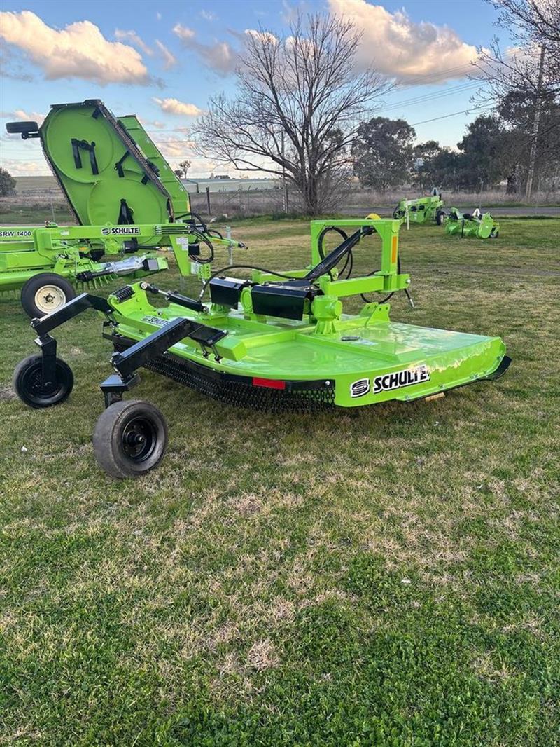 Photo 2. Schulte F10 mulcher