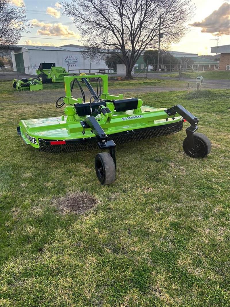 Photo 3. Schulte F10 mulcher