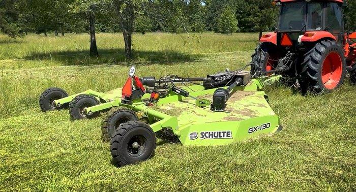 Photo 2. Schulte GX-130 slasher