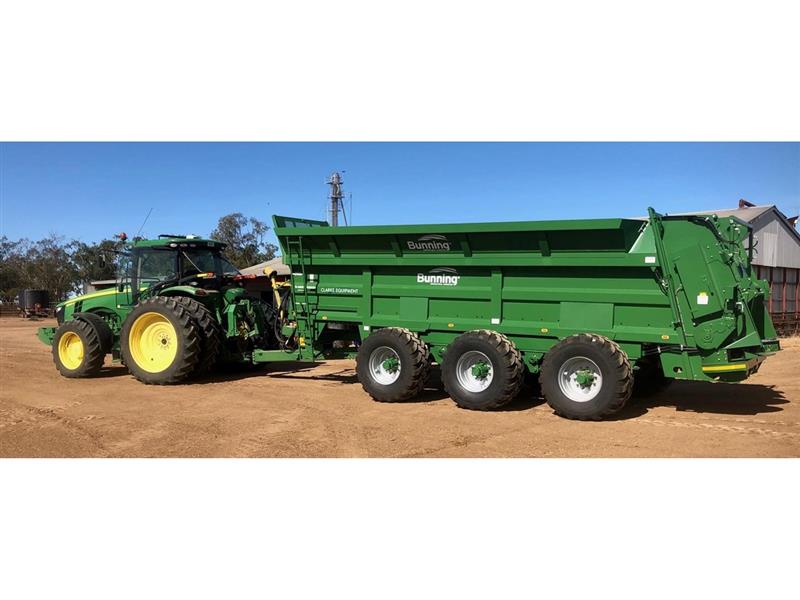 Photo 3. Bunning 380 spreader