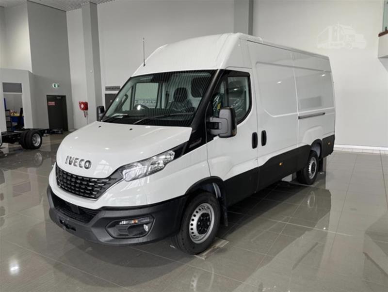 Photo 3. Iveco Daily 35S14 truck