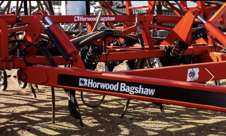 Photo 3. Horwood Bagshaw Scaribar airseeder