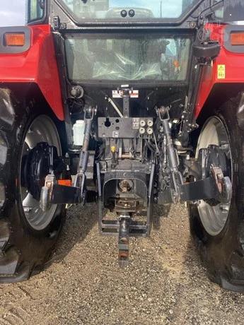 Photo 3. CASE IH JX100U