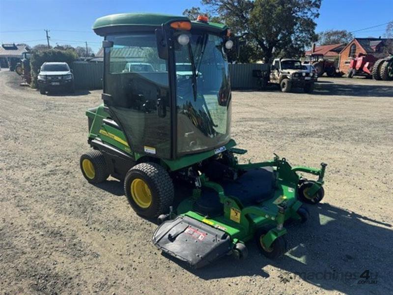 Photo 3. 2018 John Deere 1575 C 