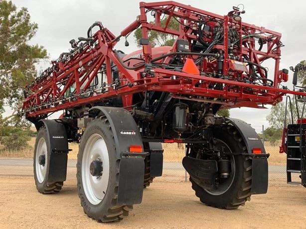 Photo 3. CASE IH PATRIOT 4450