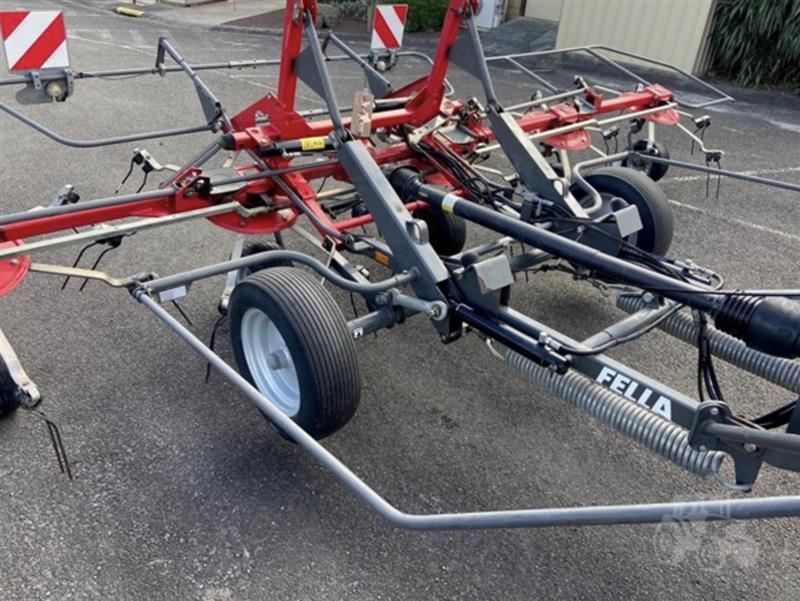 Photo 3. Fella Sanos 800 trans tedder