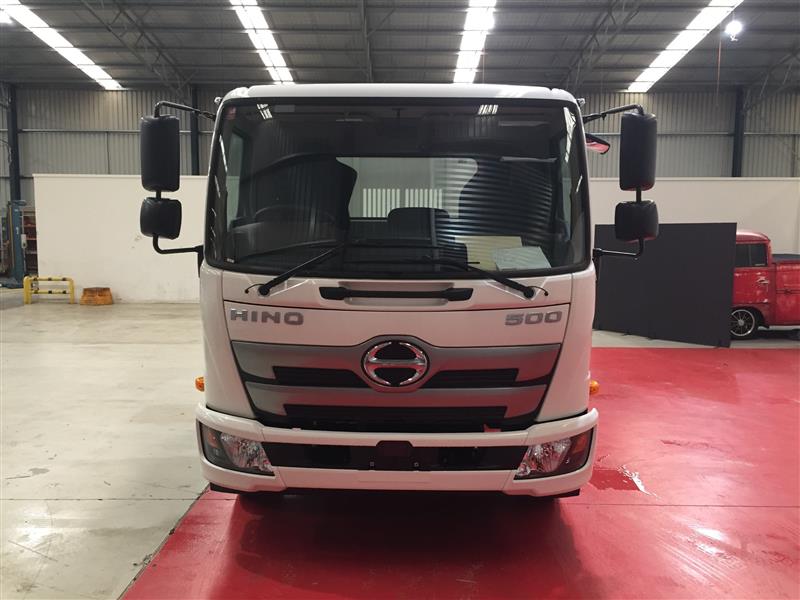 Photo 3. Hino FC 1124 Tipper