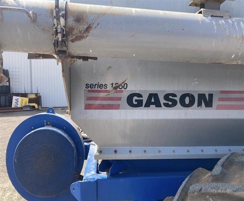 Photo 3. GASON 1850RT2 Air Cart