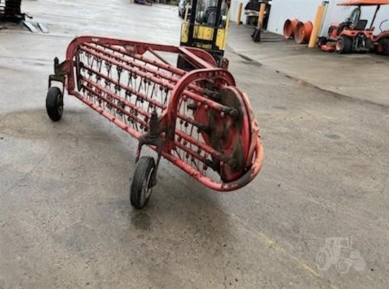 Photo 3. Massey Ferguson 25 hay rake