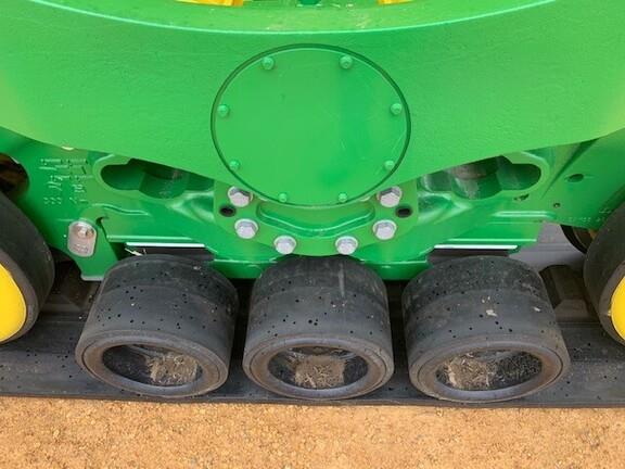 Photo 4. John Deere 9520RX tracked tractor